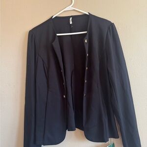 HALARA Classic Black Blazer